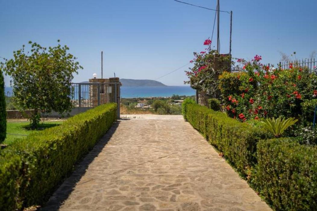 Donatos Apartment Finikounta Luaran gambar