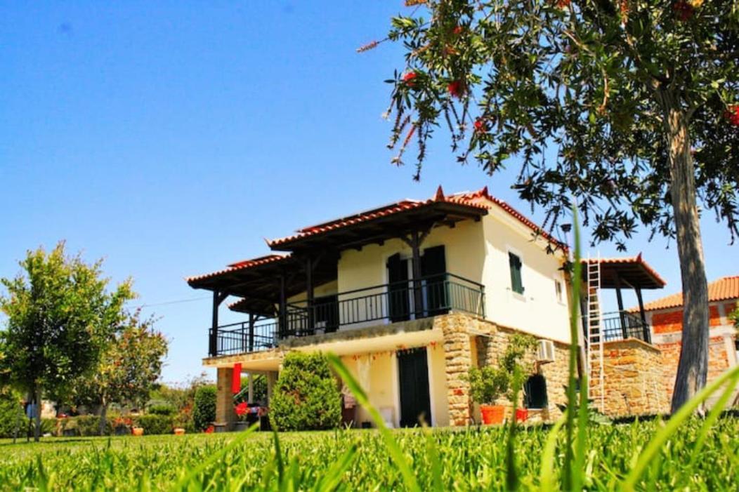 Donatos Apartment Finikounta Luaran gambar