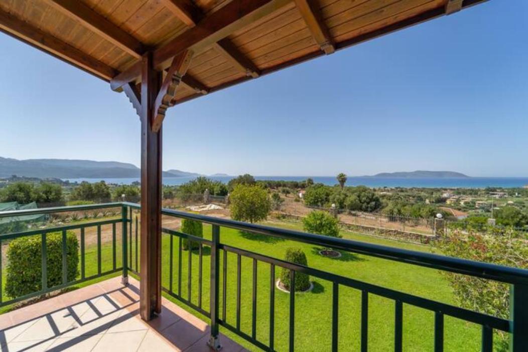 Donatos Apartment Finikounta Luaran gambar