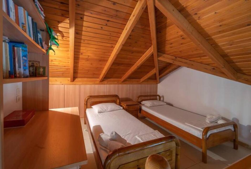 Donatos Apartment Finikounta Luaran gambar