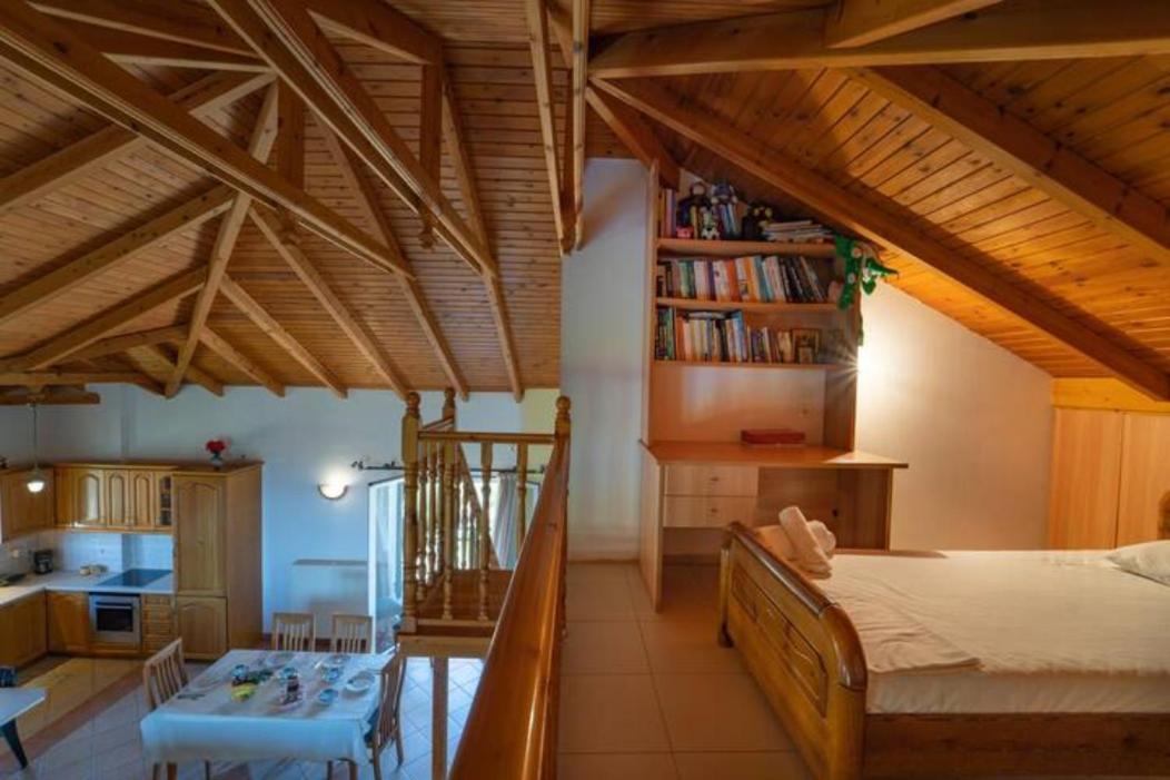 Donatos Apartment Finikounta Luaran gambar