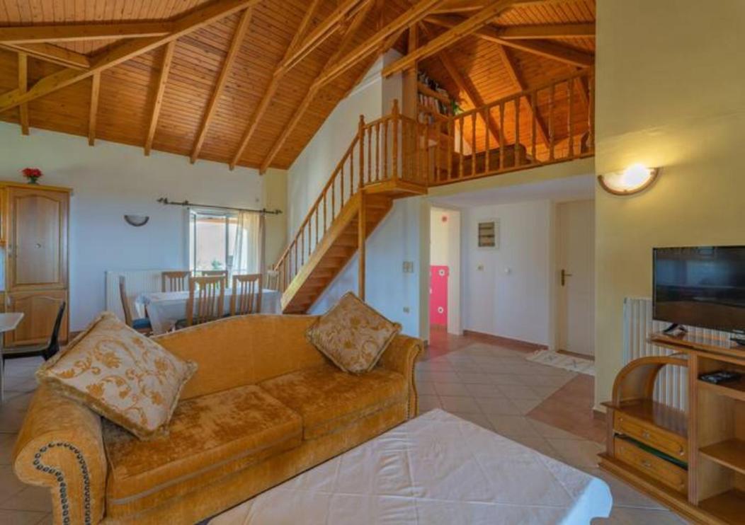 Donatos Apartment Finikounta Luaran gambar