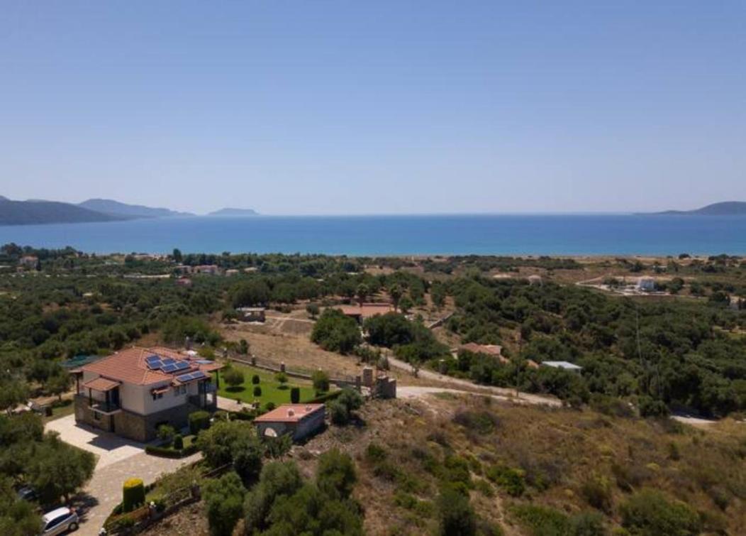 Donatos Apartment Finikounta Luaran gambar