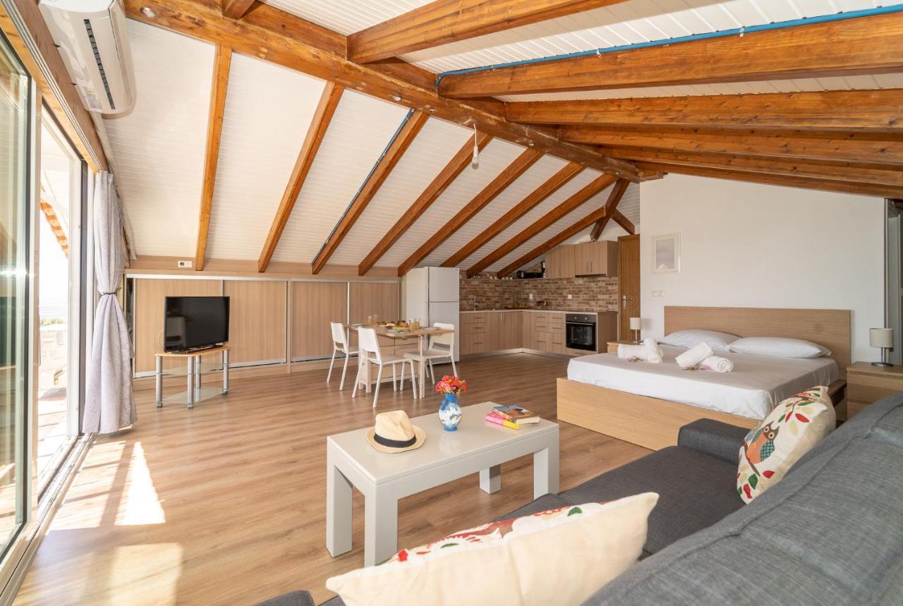 Donatos Apartment Finikounta Luaran gambar
